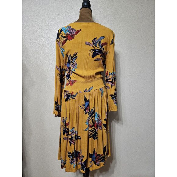 Kings Road Women's Mustard Floral Dress – Flowy & Flirty, Size Medium - Picture 2 of 2